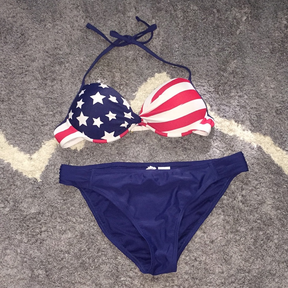 Bathing suit